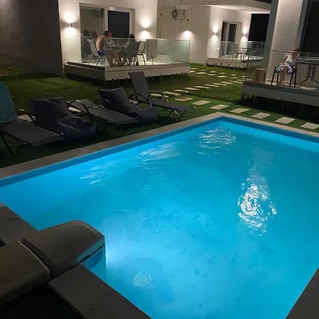 Namare Aqua * Skala Sotiros
